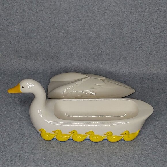 Vintage 1985 Ceramic Duck & Ducklings Candy Treat Dish with Lid Hand Painted - Picture 8 of 14